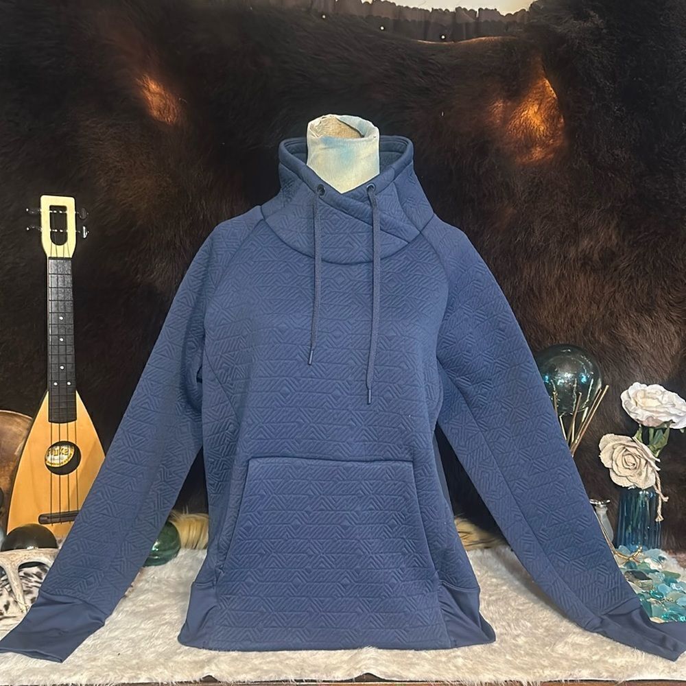 Athleta pullover M (6020)